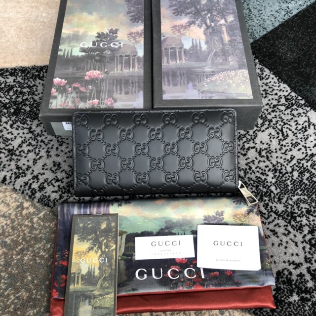 Gucci經典款錢夾錢包 473928 古馳男士新款拉鏈皮夾 黑色牛皮壓花 Gucci經典款長錢包  gqy3737